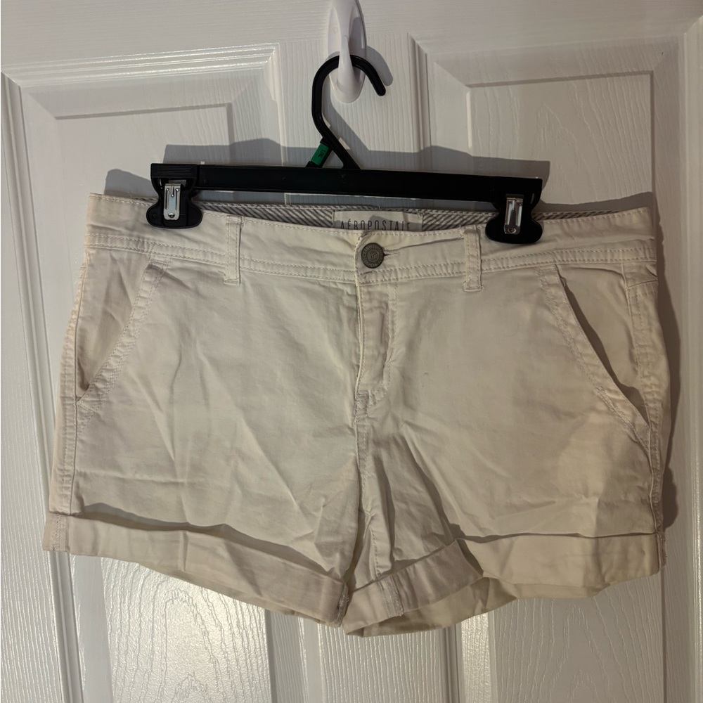 Aeropostale Women's Off White Shorts
